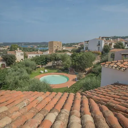 Beautiful Il Giardino Degli Oleandri One Bedroom Premium Apartment Sleeps 4 ليسيا دي فاكا