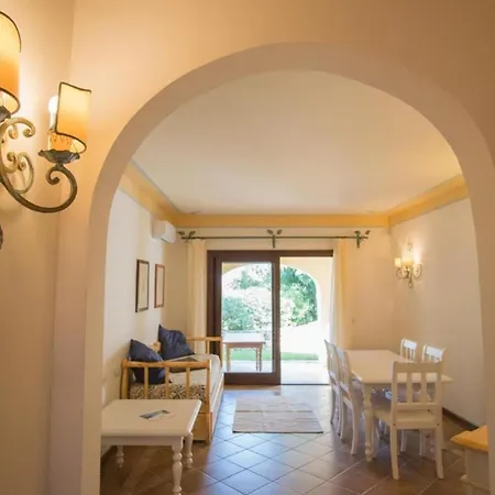 아파트 Beautiful Il Giardino Degli Oleandri One Bedroom Premium Sleeps 4