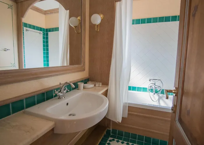 Beautiful Il Giardino Degli Oleandri One Bedroom Premium Sleeps 4 Appartement Liscia di Vacca