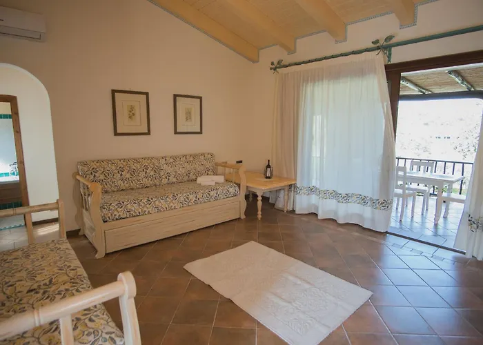 Beautiful Il Giardino Degli Oleandri One Bedroom Premium Sleeps 4 Appartement Liscia di Vacca
