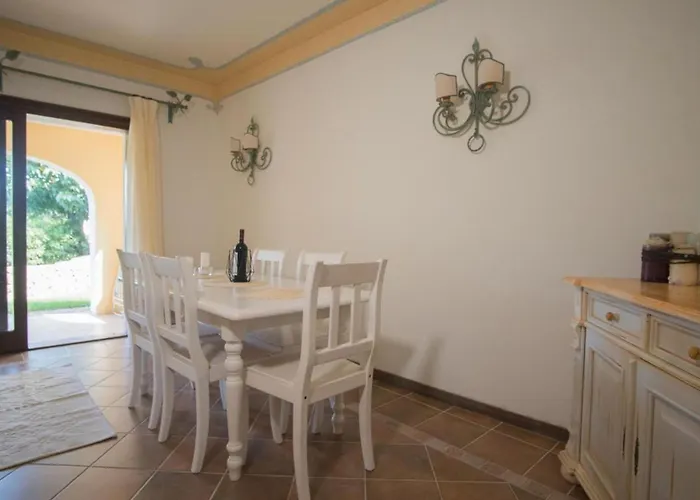 Appartement Beautiful Il Giardino Degli Oleandri One Bedroom Premium Sleeps 4 Liscia di Vacca